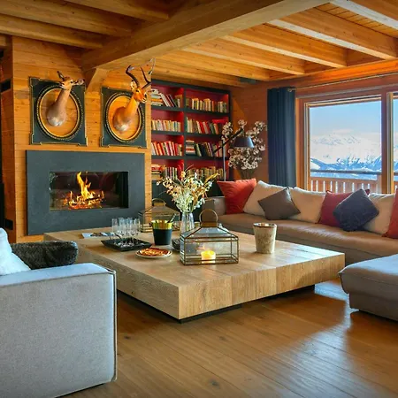 Chalet Fitzgerald - Ovo Network *