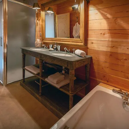 Fitzgerald - Ovo Network Chalet